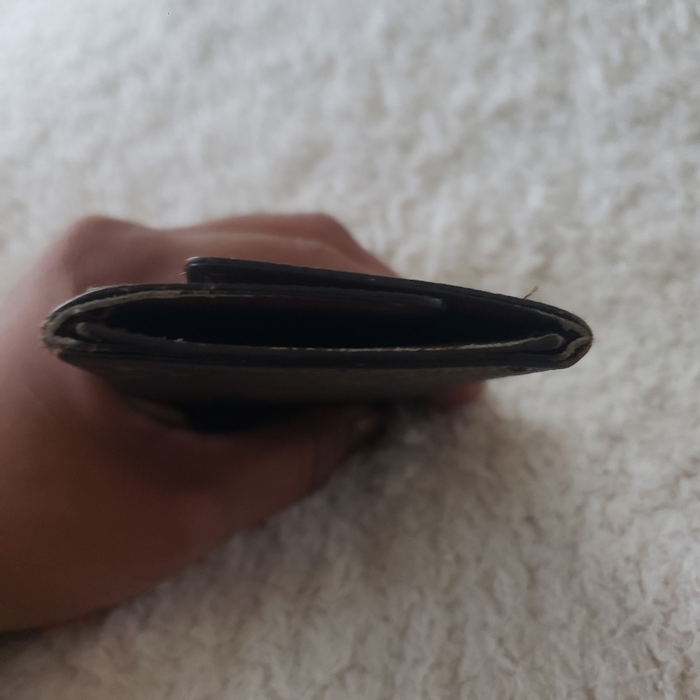 LV monogram keyholder - Picture 10 of 11